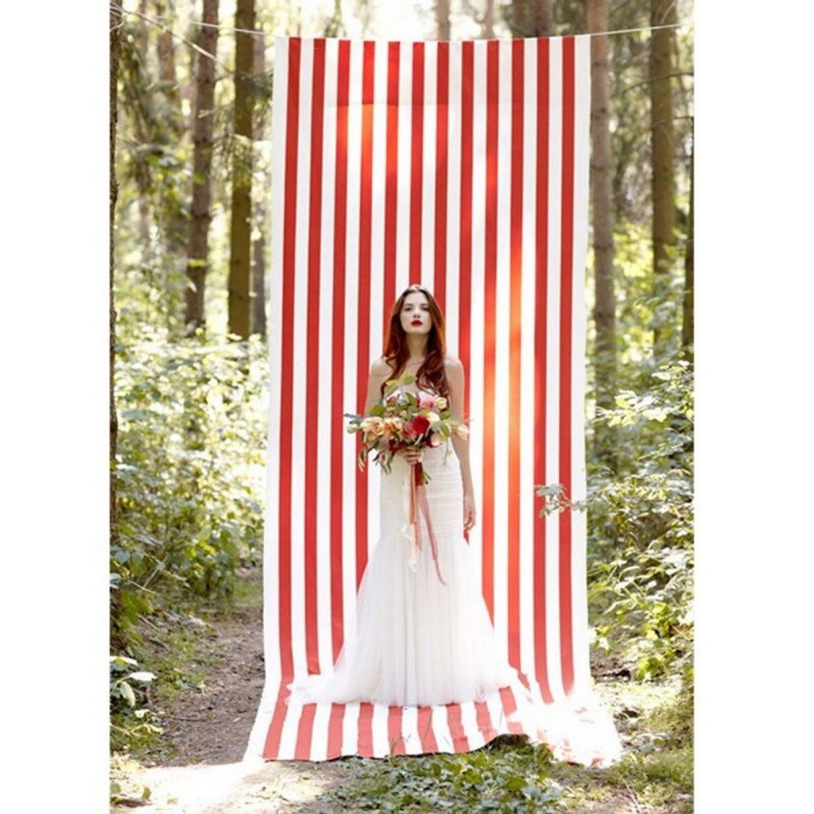 婚紗攝影道具-紅白條紋佈景野餐墊