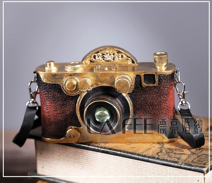 婚紗攝影道具-復古銅色相機