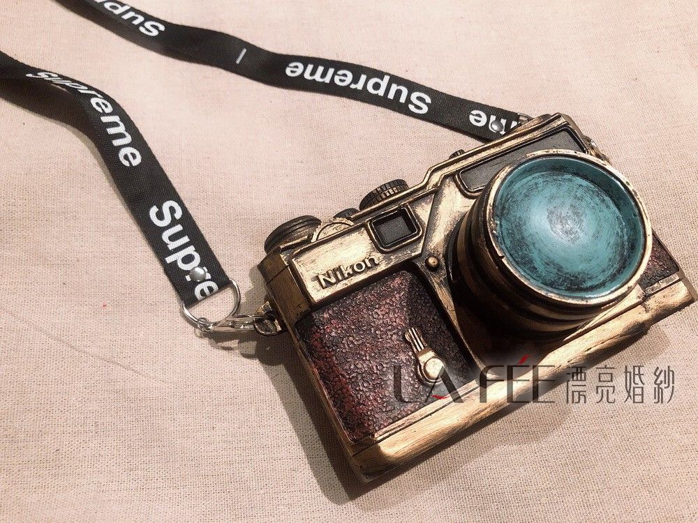 婚紗攝影道具-復古銅色相機